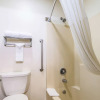 Отель Quality Inn & Suites, фото 9