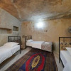 Отель Cappadocia Center Cave Hostel, фото 7