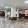 Отель Red Roof Inn PLUS+ & Suites Houston - IAH Airport SW, фото 2