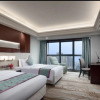 Отель Ramada by Wyndham Wuhan North, фото 2