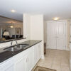 Отель Moore Executive Suites - Letson Court, фото 9