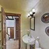 Отель Big 2-story W/ Hot Tub -- Near Ski Resorts 4 Bedroom Home, фото 10