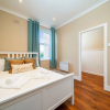 Отель 1 Shore - Stylish Town House, фото 7