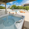 Отель Down By The Sea - 9 Br Home, фото 4