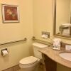 Отель Comfort Suites University, фото 22