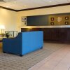 Отель Comfort Inn & Suites Syracuse Airport в Норт-Сиракузах