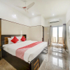 Отель OYO 77065 Jeyam Residency Near Paradise Beach, фото 2