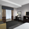 Отель Hampton Inn & Suites Raleigh Downtown, фото 3