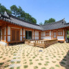 Отель Gyeongju Hanok Pen Town Guesthouse, фото 8