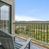 Отель The Branson Stone Cliff Hideaway - 3 Min From Silver Dollar, фото 6