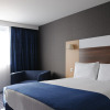 Отель Holiday Inn Express Leigh - Sports Village, an IHG Hotel, фото 3