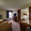 Отель Quality Inn & Suites Quincy - Downtown, фото 2