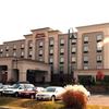 Отель Hampton Inn в Лавале