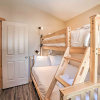 Отель Family-friendly Oregon Vacation Home w/ Yard, фото 16