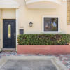 Отель Townhome Goldcoast GYM Pools 24 7 Security, фото 2