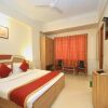Отель OYO 9633 Hotel Srinidhi Residency, фото 12