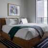 Отель 20th floor condo with pool on Rainey St by Locale, фото 2