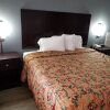 Отель Executive Inn & Suites, фото 4