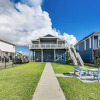 Отель Spacious San Leon Beach Retreat on Galveston Bay!, фото 26