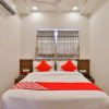 Отель Oyo 19303 Sungold, фото 8