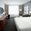 Отель DoubleTree by Hilton Montreal Airport, фото 3