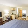 Отель Quality Inn & Suites Lakewood - Denver Southwest, фото 13