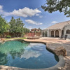 Отель Comfortable Phoenix Getaway w/ Beautiful Backyard, фото 13