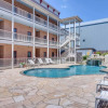 Отель Cozy New Braunfels Condo w/ Community Pool & Grill, фото 12