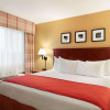 Отель Country Inn & Suites by Radisson, Cedar Rapids Airport, IA, фото 15