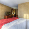 Отель Comfort Inn & Suites, фото 6