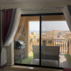 Отель Sea View 2 Bed Apartment Close to Beach, фото 7