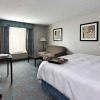 Отель Hampton Inn Defiance, фото 6