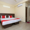 Отель OYO 11343 Hotel Sai International, фото 10