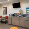 Отель Comfort Inn & Suites DeLand - near University, фото 25