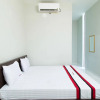 Отель RedDoorz @ Pulo Gebang, фото 4