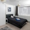 Отель Lovely Rooms in a Quiet Place of Woking в Вокинге