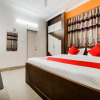 Отель Mega Royal by Oyo Rooms, фото 3