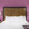 Отель La Quinta Inn & Suites by Wyndham Hartford - Bradley Airport, фото 38