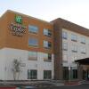 Отель Holiday Inn Express & Suites Phoenix - Airport North, an IHG Hotel, фото 35
