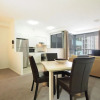 Отель Oaks Brisbane on Margaret Suites, фото 38
