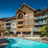 Отель Legends Whistler, фото 13