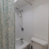 Отель Newly Renovated Studio Two Blocks From the Beach, фото 26