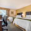 Отель Quality Inn & Suites, фото 4