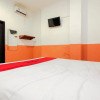 Отель RedDoorz near Jalan Jendral Sudirman Manado, фото 6