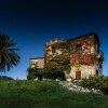 Отель Historical villa in Calabria with colourful garden, фото 20