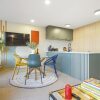 Отель Super Chic Apt nr Albany Mall - Carpark, фото 10