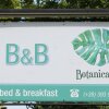 Отель Botanical Bed & Breakfast в Монастьер-ди-Тревизо