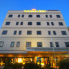 Отель Lovina Inn Nagoya Batam, фото 1