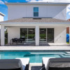 Отель Reunion Magic 5 Bedroom Home with Private Pool and Spa, фото 22