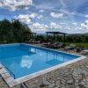 Отель Holiday Home with Shared Swimming Pool in the Green Hills of Chianti, фото 16